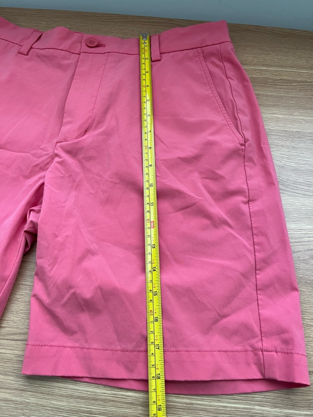 Vineyard Vines Performance Men’s Shorts - Picture 4 of 6